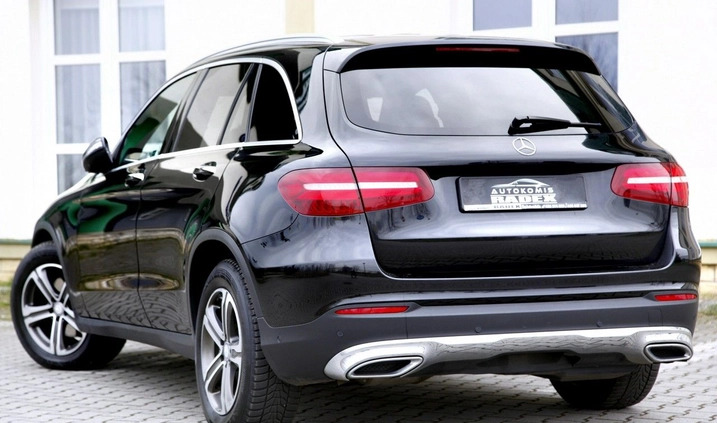 Mercedes-Benz GLC cena 114999 przebieg: 132000, rok produkcji 2016 z Garwolin małe 562